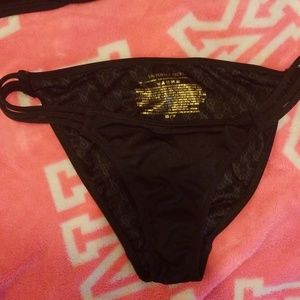 Victoria's Secret Swim - 2 PC bikini 32A top, xs bottoms Victoria's Secret Swim - 2 PC bikini 32A top, xs bottoms